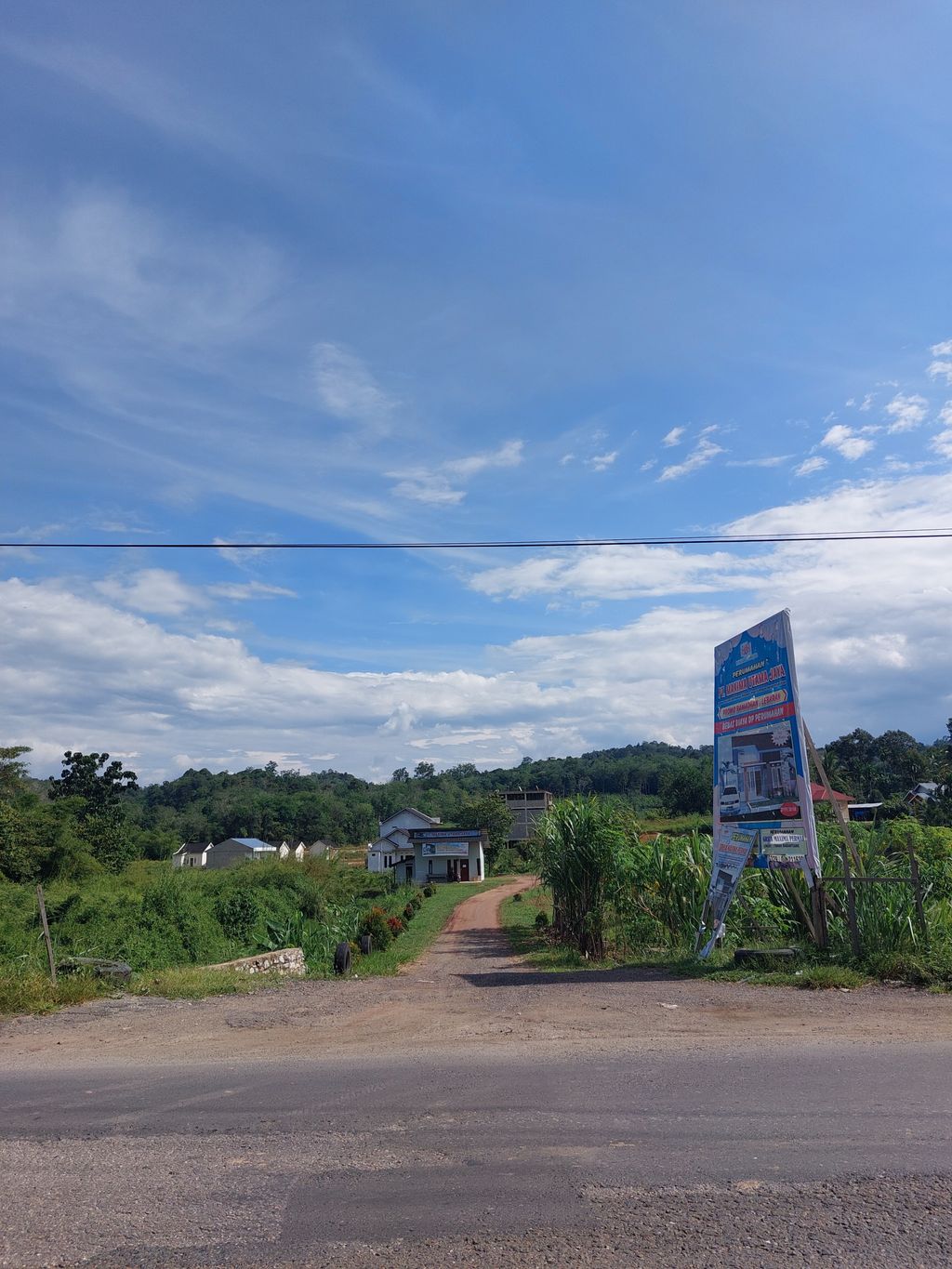 foto gerbang perumahan GRIYA MAXIMA PERMAI 2