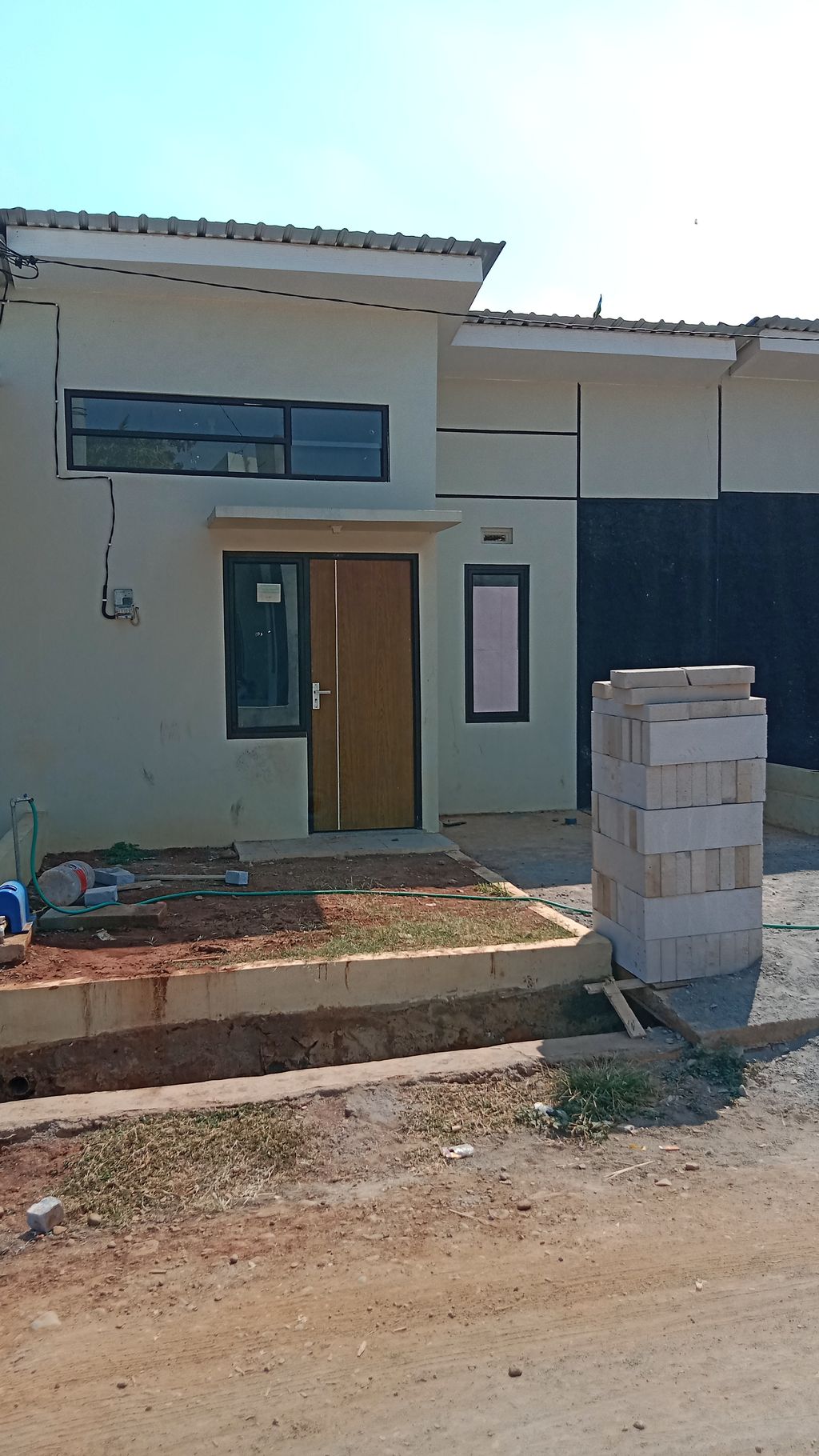 foto tampak rumah tipe 30/99 perumahan Perumahan Marison Regency Jepara