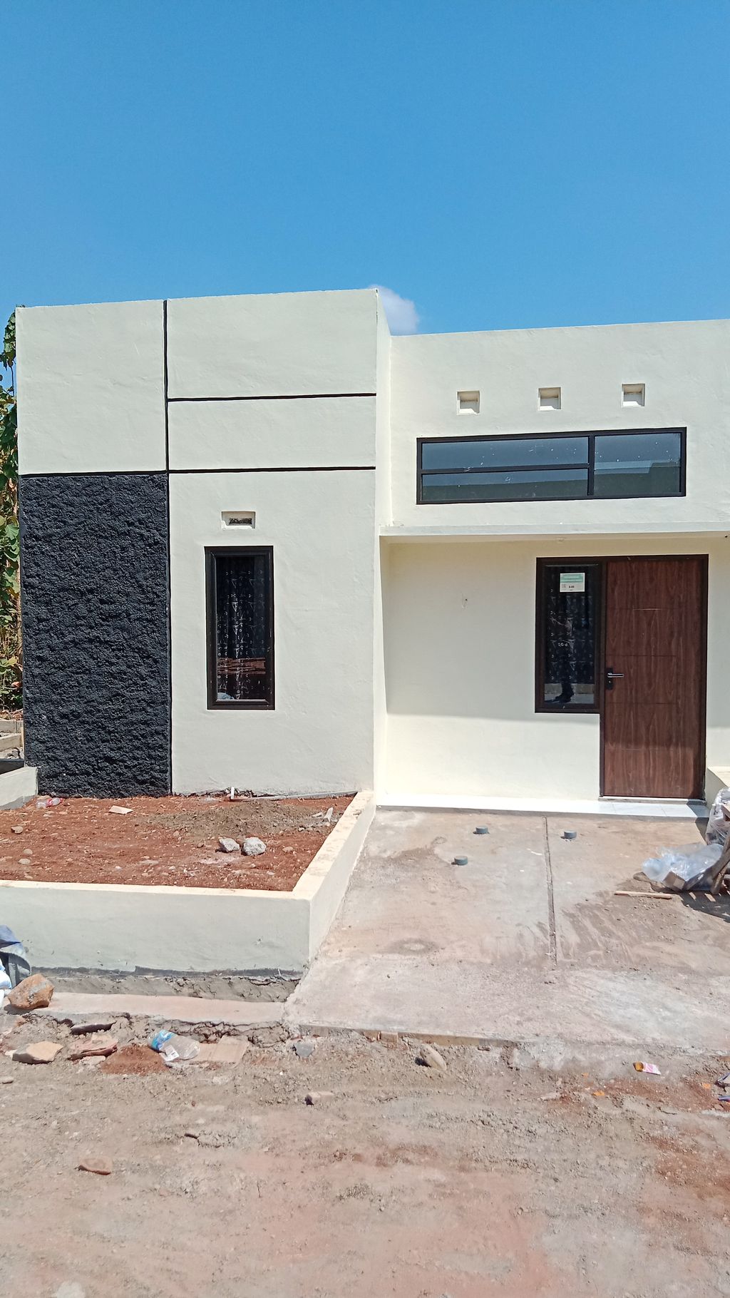 foto tampak rumah tipe 30/97 perumahan Perumahan Marison Regency Jepara