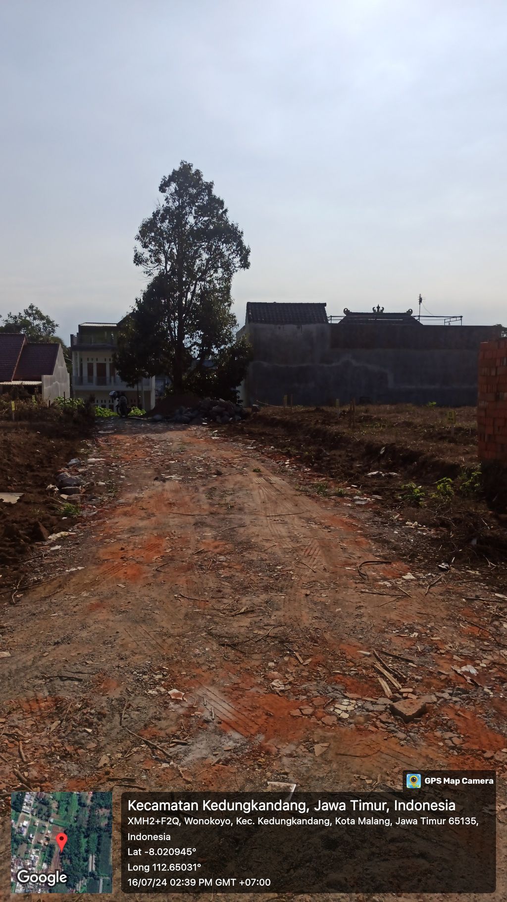 foto posisi tengah perumahan DIAMOND CITY WONOKOYO