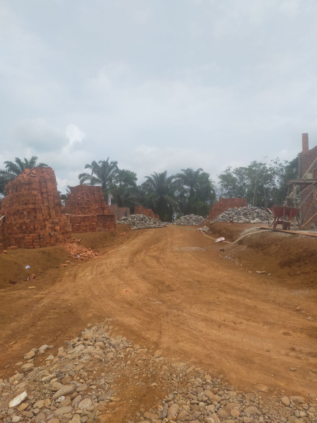foto posisi tengah perumahan Gunung Agung Residence