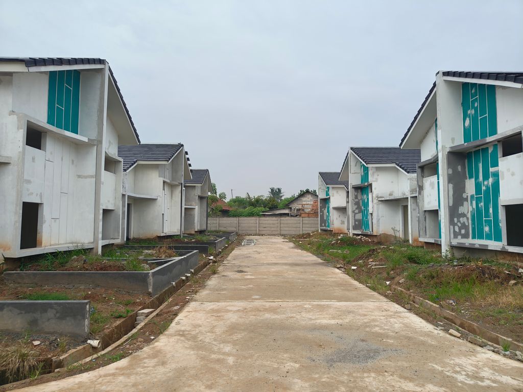 foto posisi tengah perumahan BANYU BIRU RIVERSIDE