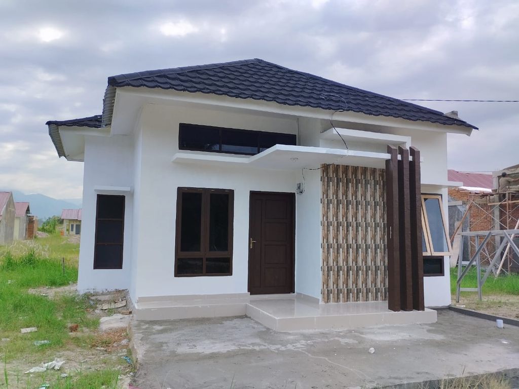 foto tampak rumah tipe 54 Komersil perumahan D'NAFA ROYAL GARDEN