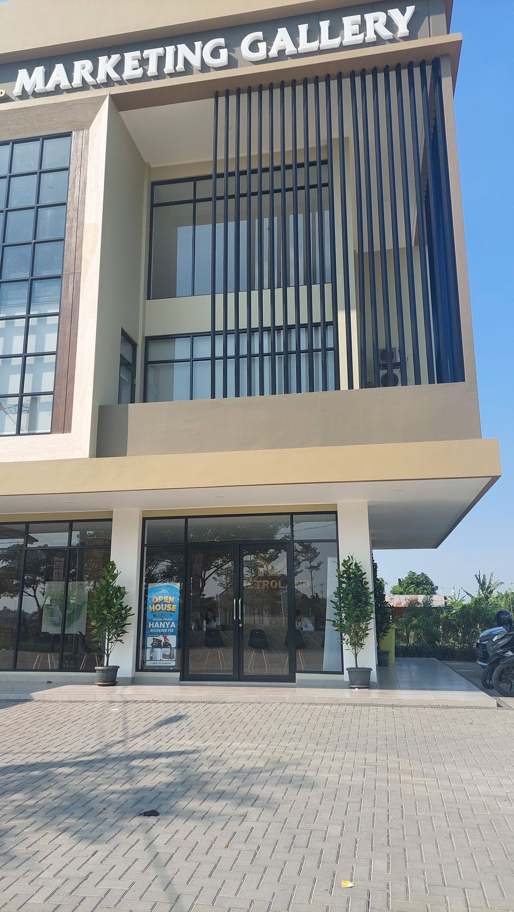foto contoh rumah perumahan RUKO VICTORIA VILLAGE