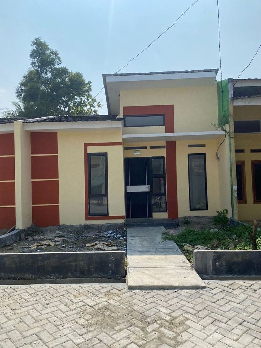 foto tampak rumah tipe Savana Residence 30/60 (subsidi) perumahan Savana Residence TAHAP 3