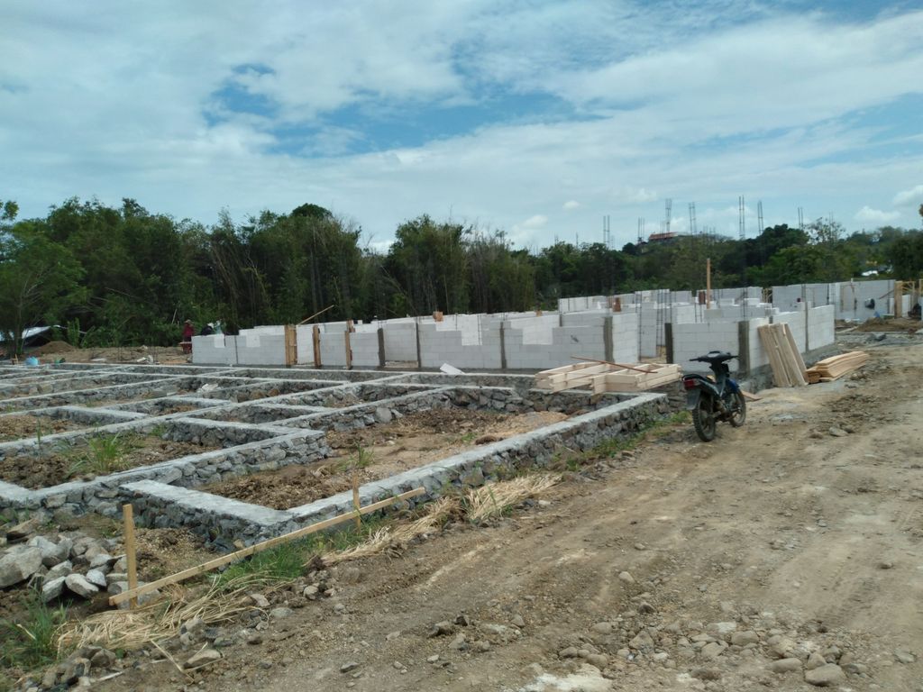 foto gerbang perumahan PURI EDELWEISS