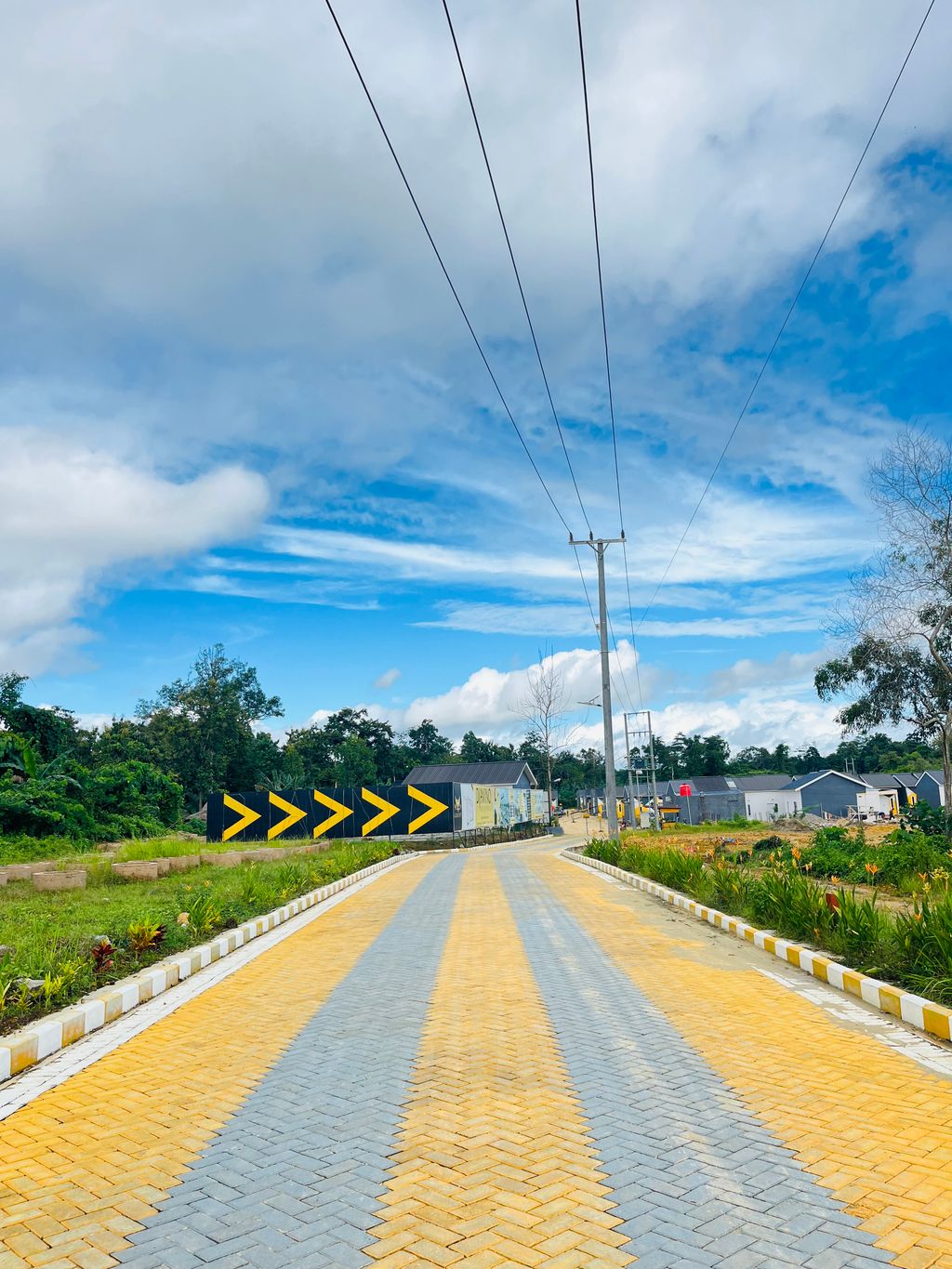 foto posisi tengah perumahan DJAVINO RESIDENCE VII