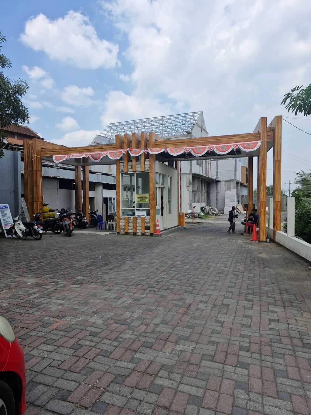foto gerbang perumahan Greenstone