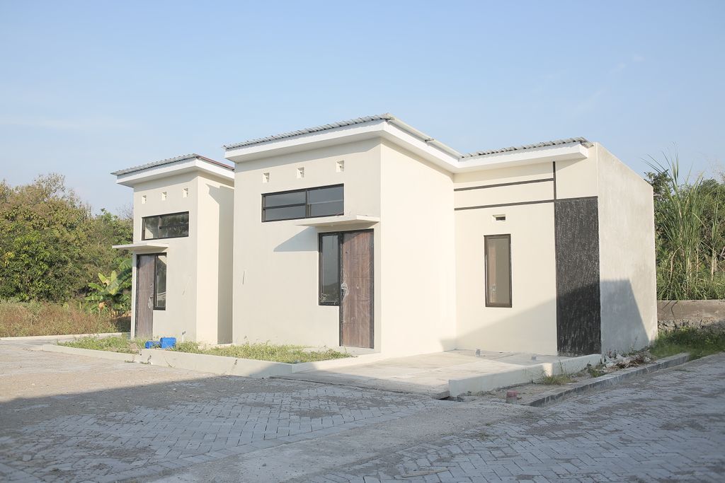 foto tampak rumah tipe 25/68 perumahan Jeruksawit Regency