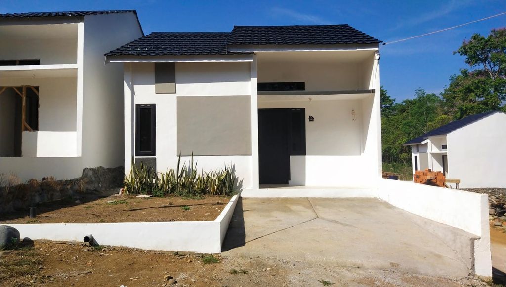 foto tampak rumah tipe 36/91 perumahan GRIYA SHAFA