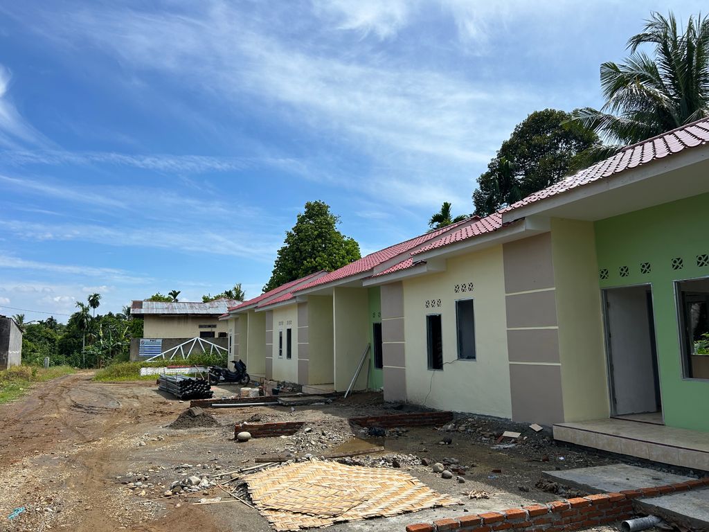 foto posisi tengah perumahan MUTIARA REGENCY