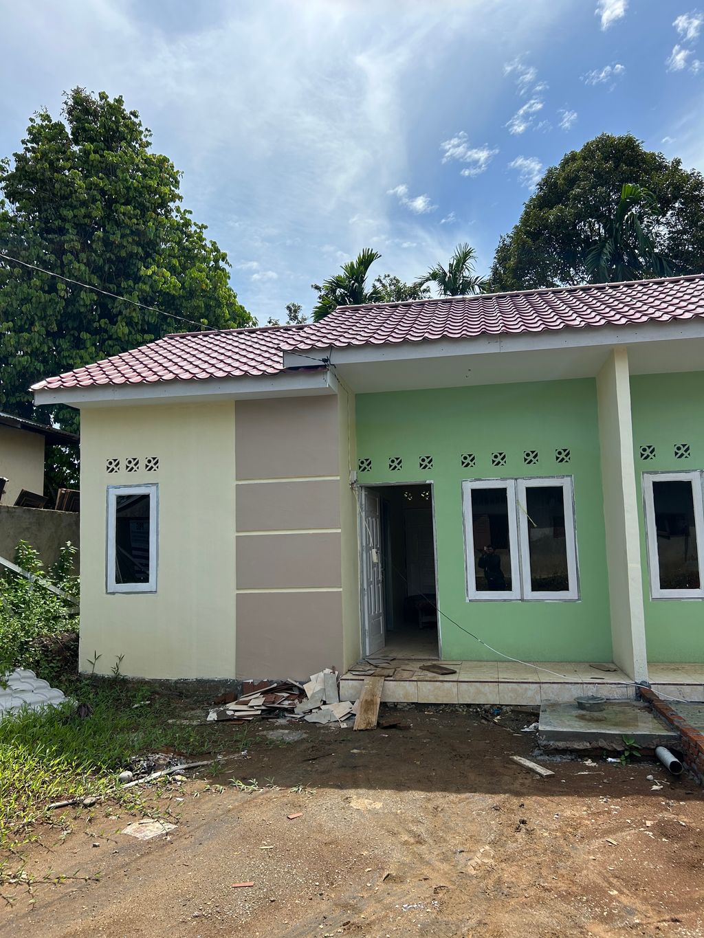 foto contoh rumah perumahan MUTIARA REGENCY