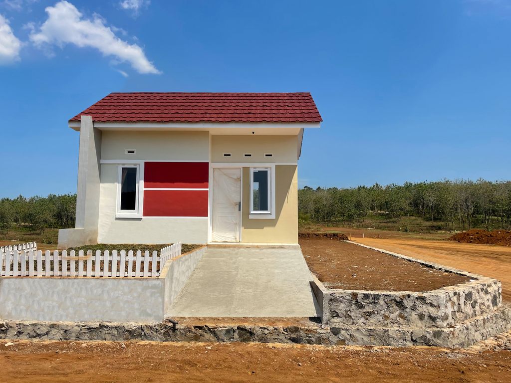 foto tampak rumah tipe 23 / 192 perumahan ADINATA RAYA