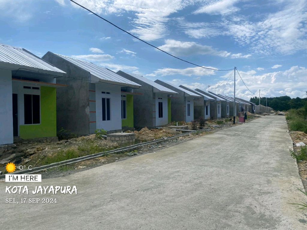 foto gerbang perumahan GRIYA ALIKA 2 HOLTEKAMP