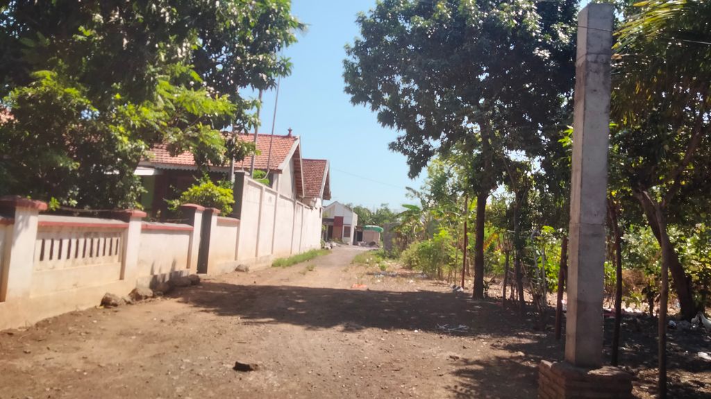 foto gerbang perumahan DEE ROYAL FAMILY