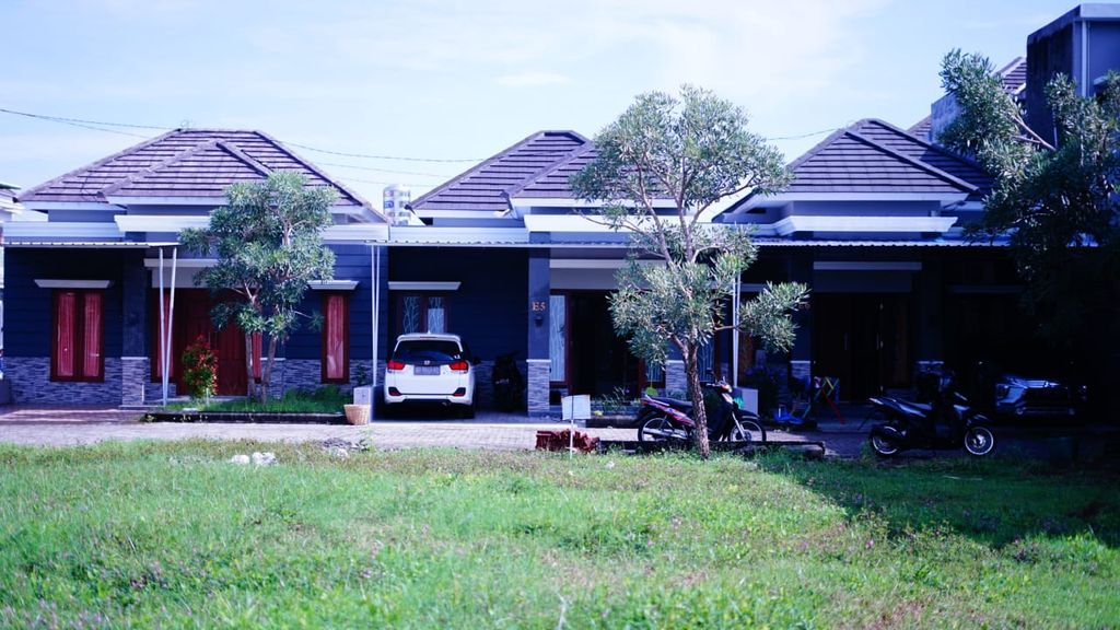 foto tampak rumah tipe 40/77 260JT perumahan Cluster harmony 2 sukoharjo