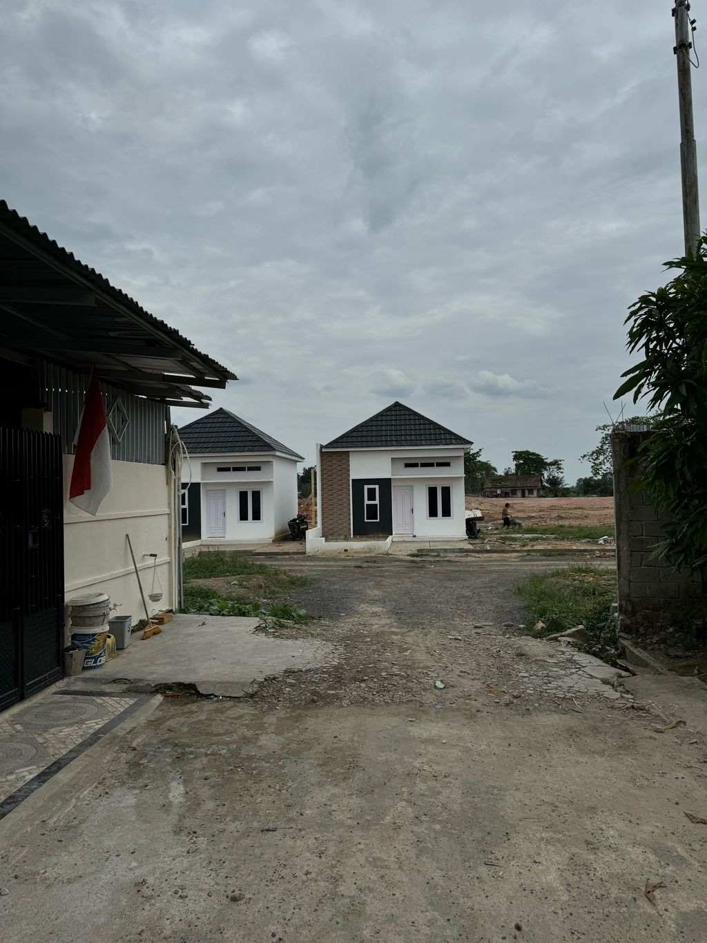 foto gerbang perumahan GRIYA AGUNG RESIDENCE