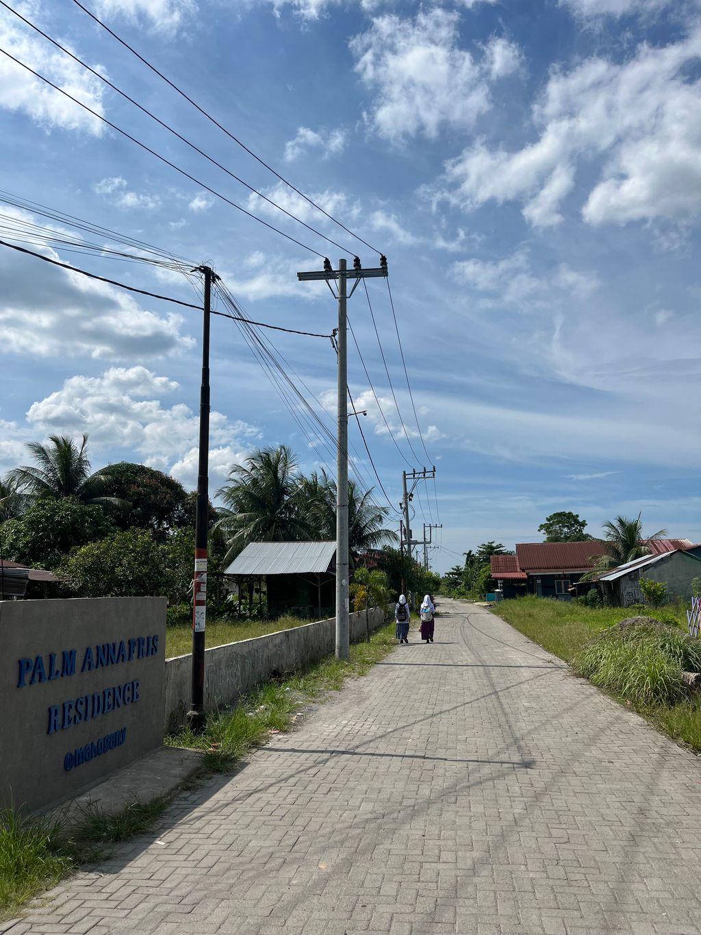 foto gerbang perumahan PALM ANNAFRIS RESIDENCE PENGEMBANGAN 4