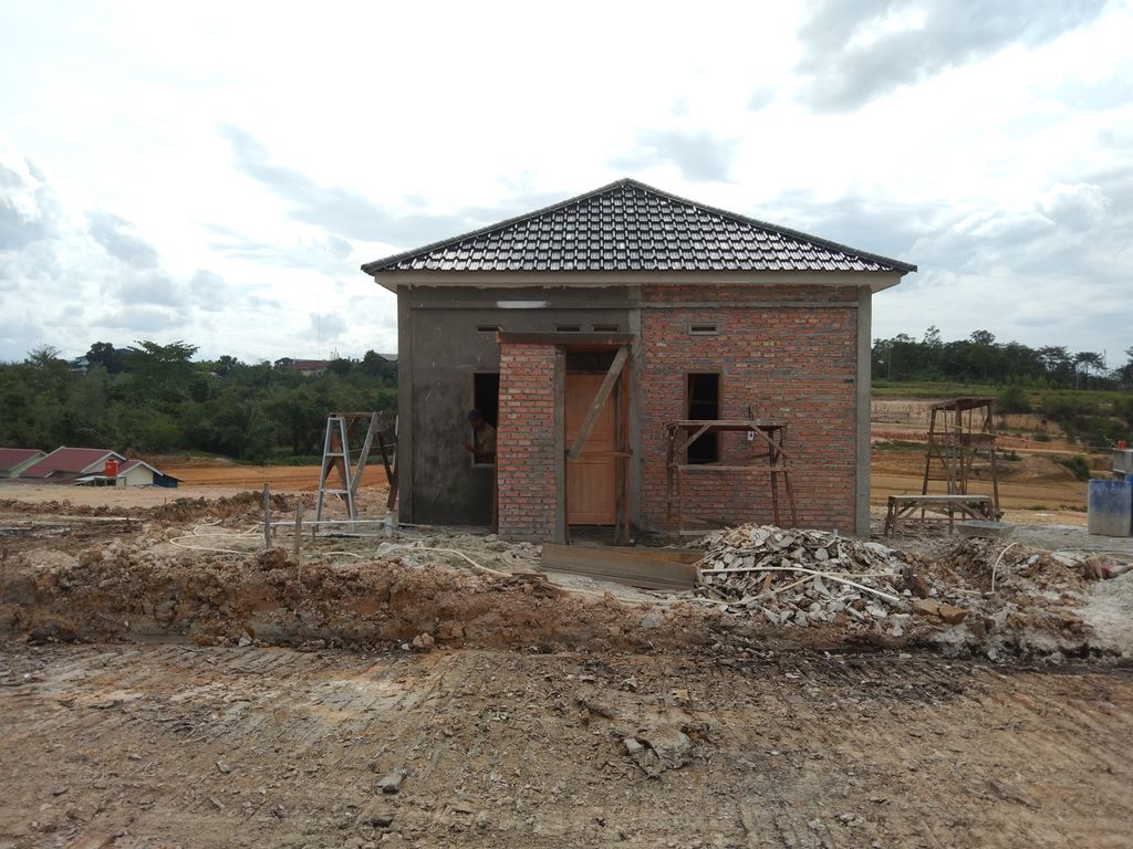 foto contoh rumah perumahan Harmoni Park 2