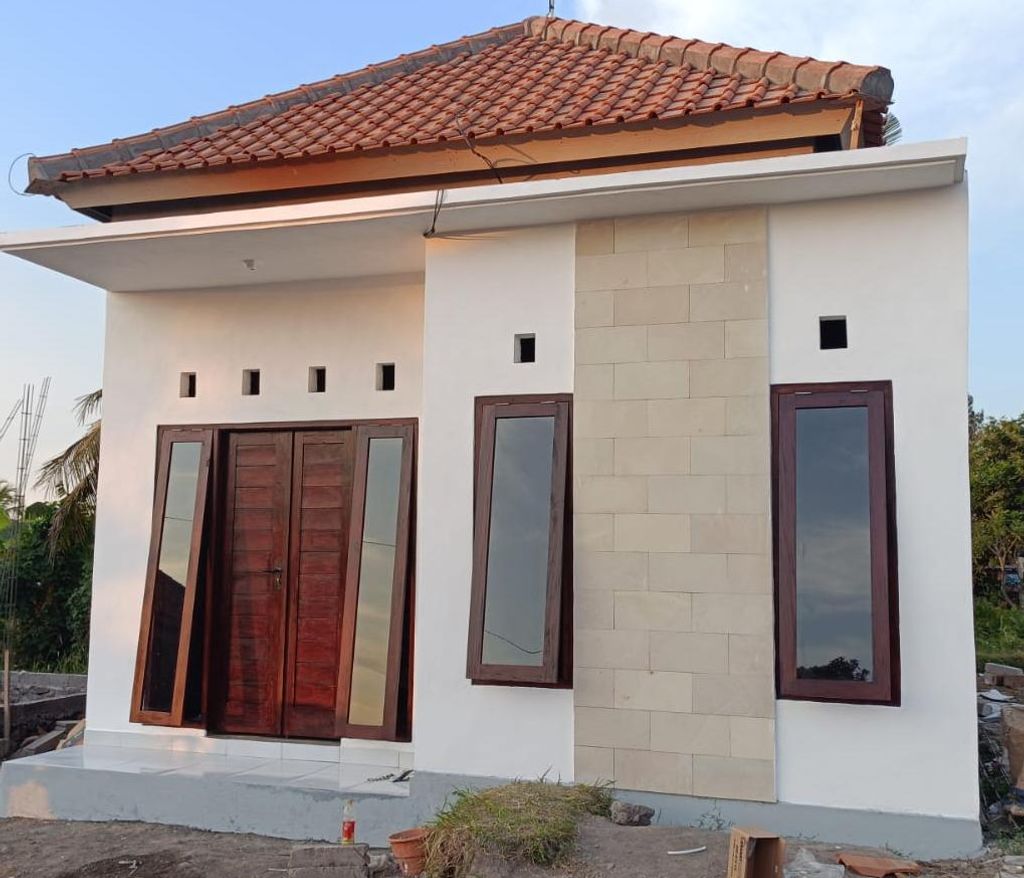 foto tampak rumah tipe 32/72 perumahan Panji Permai
