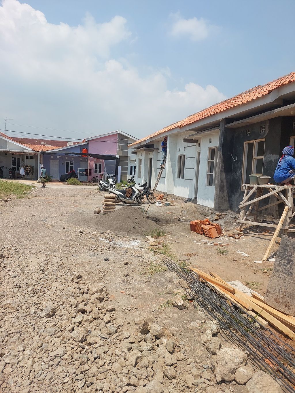 foto posisi tengah perumahan GRIYA CEMARA ASRI 1