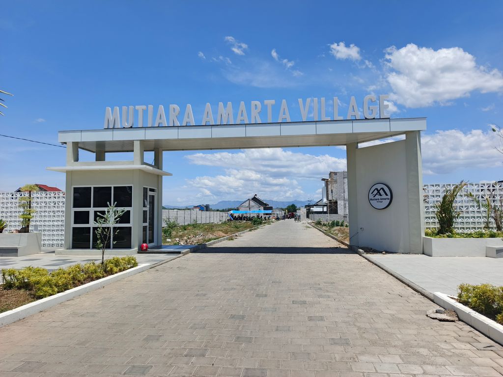foto gerbang perumahan MUTIARA AMARTA VILLAGE