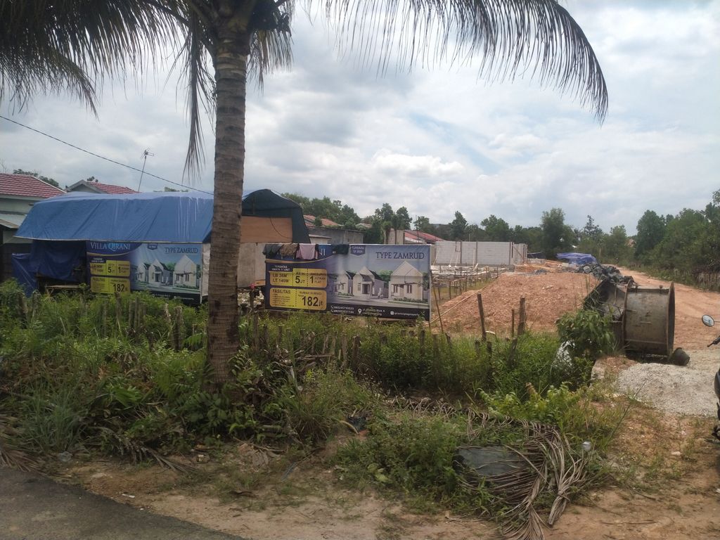 foto gerbang perumahan VILLA QIRANI