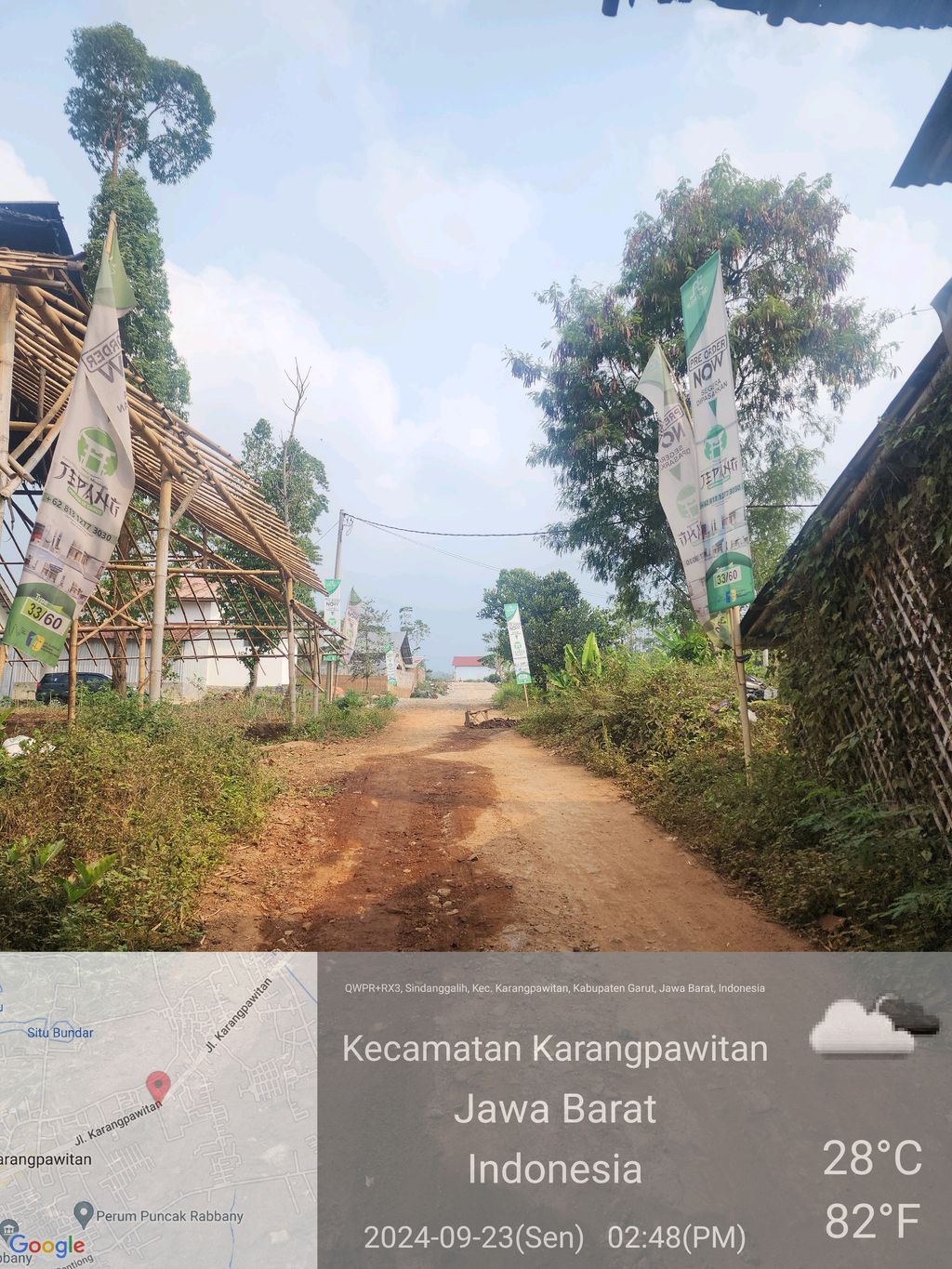 foto gerbang perumahan Nusa Land Karangpawitan