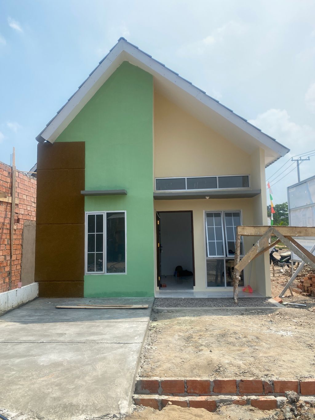 foto contoh rumah perumahan OPHELIA LAND