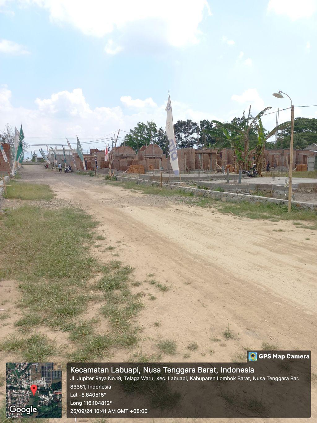 foto posisi tengah perumahan Metaverse Telagawaru