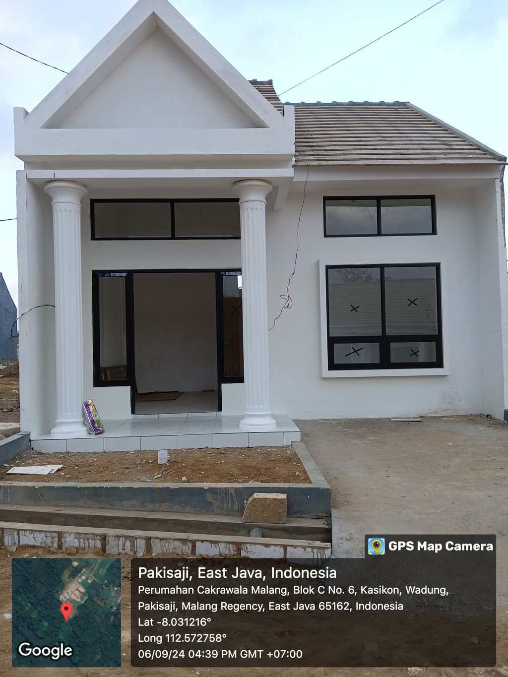 foto tampak rumah tipe 25 perumahan KATU TOP VIEW