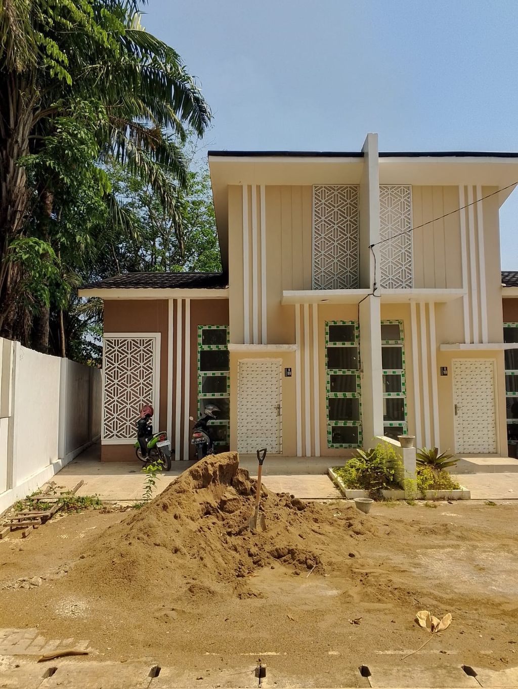 foto tampak rumah tipe Rumah Tinggal 55/108 perumahan Griya Bambu Kuning