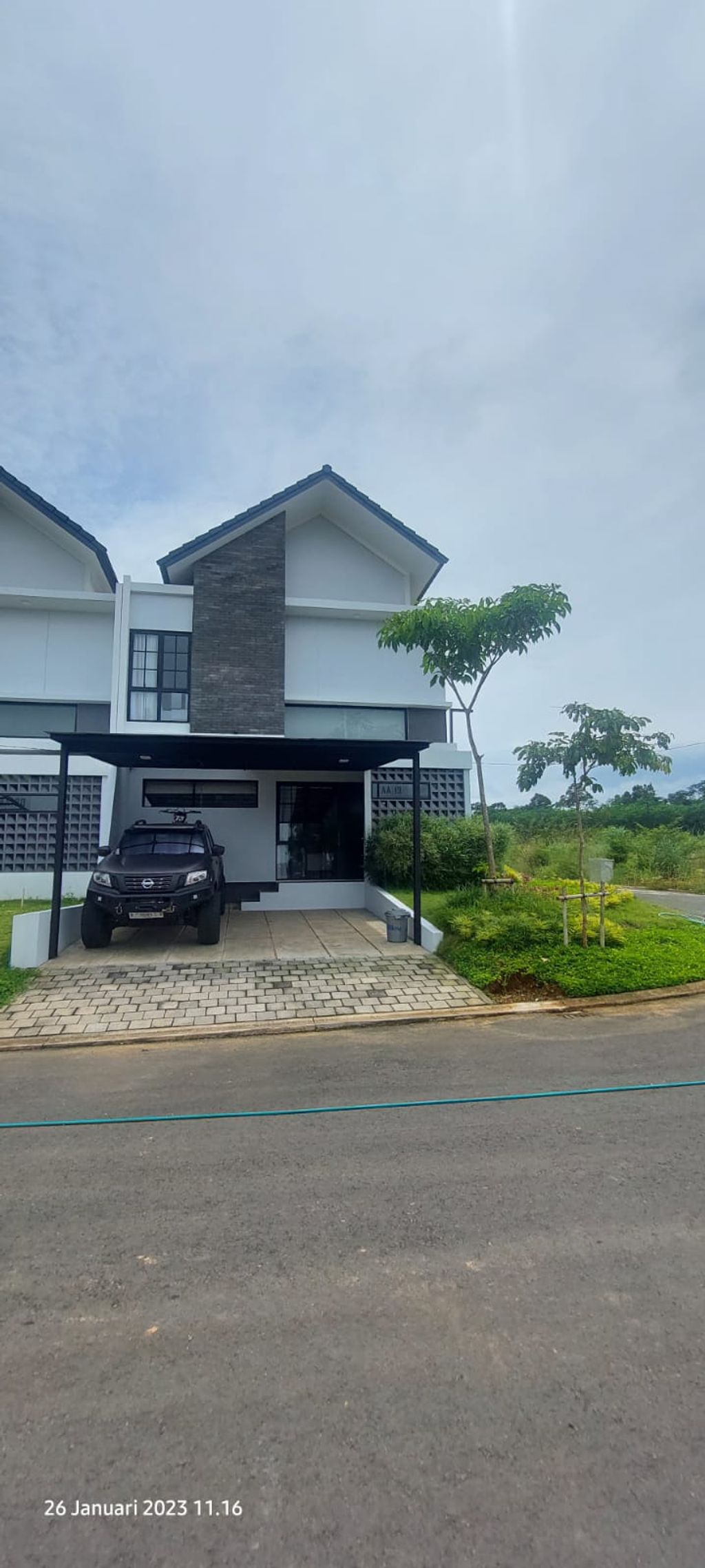 foto tampak rumah tipe ELANO AA/23A perumahan THE MILES 2