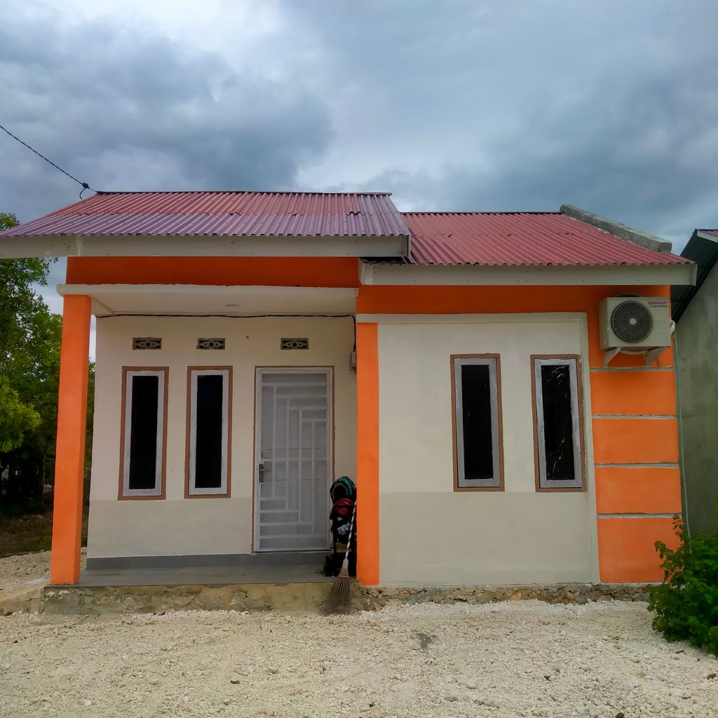 foto contoh rumah perumahan LAKUDO PERMAI