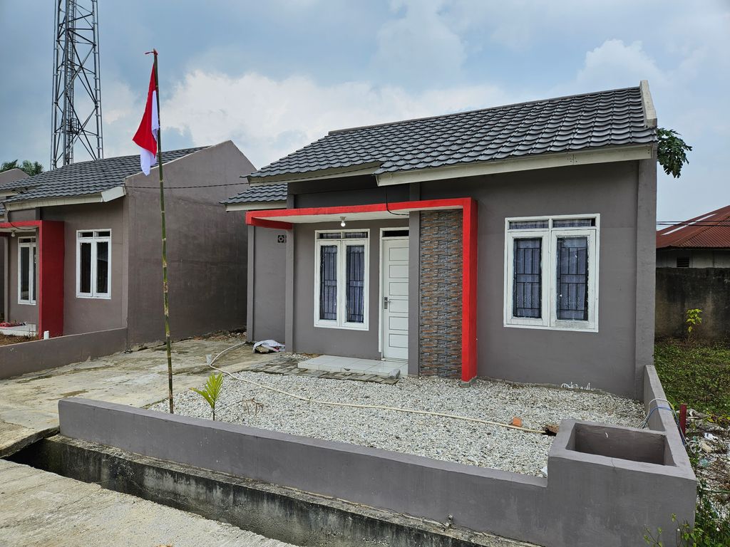 foto tampak rumah tipe 36/108 2024 perumahan GRAHA HARMONI RAYA