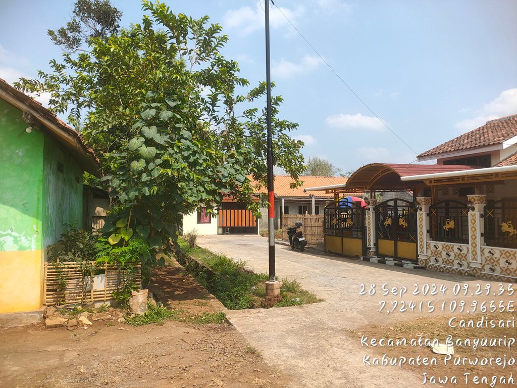 foto gerbang perumahan MUTIARA GARDEN 5