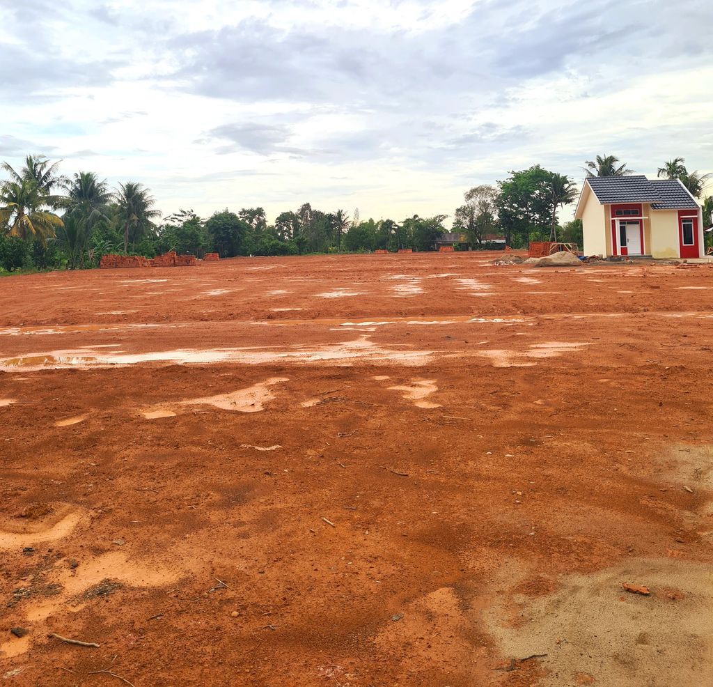 foto posisi tengah perumahan KARISMA GRIYA 2