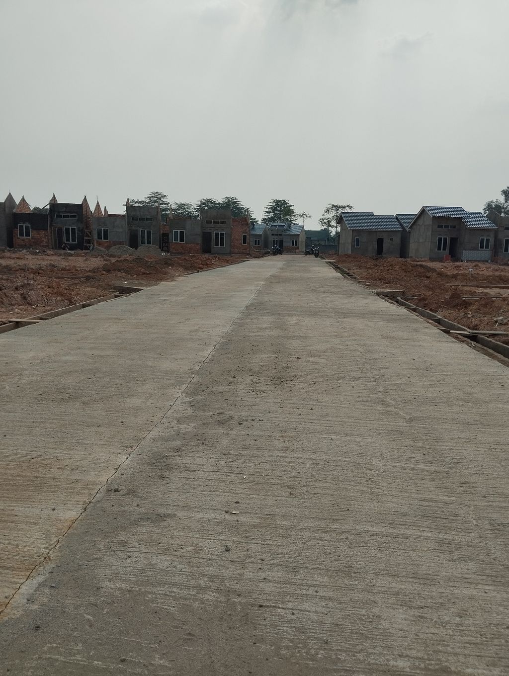 foto posisi tengah perumahan VILLA CAHAYA 5 TAHAP 2