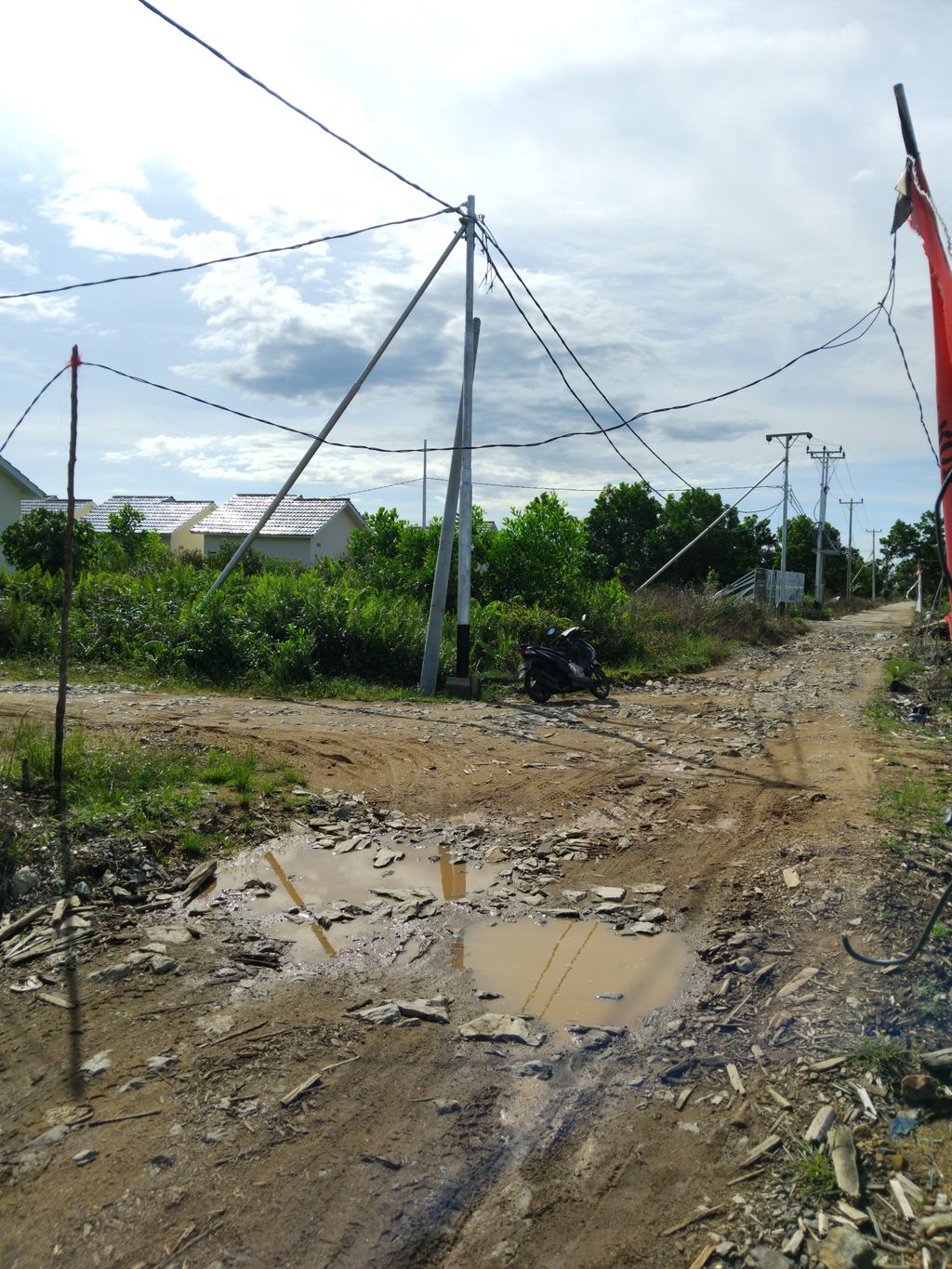 foto gerbang perumahan BUMI SERDAM INDAH 2 BLOK G-H