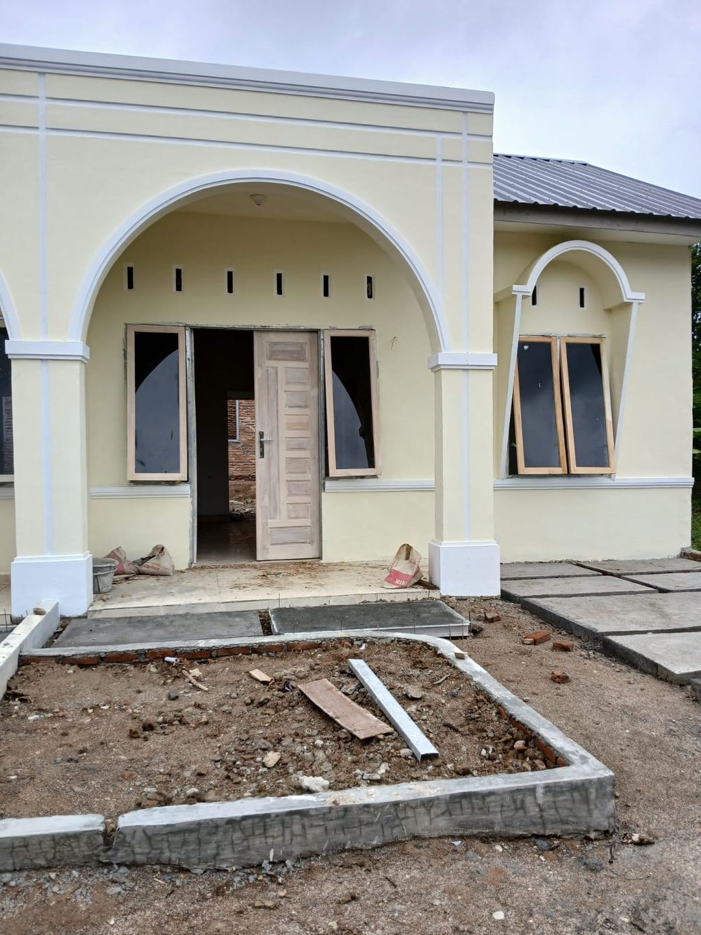 foto tampak rumah tipe 36 perumahan MOGAKOVI PERMATA