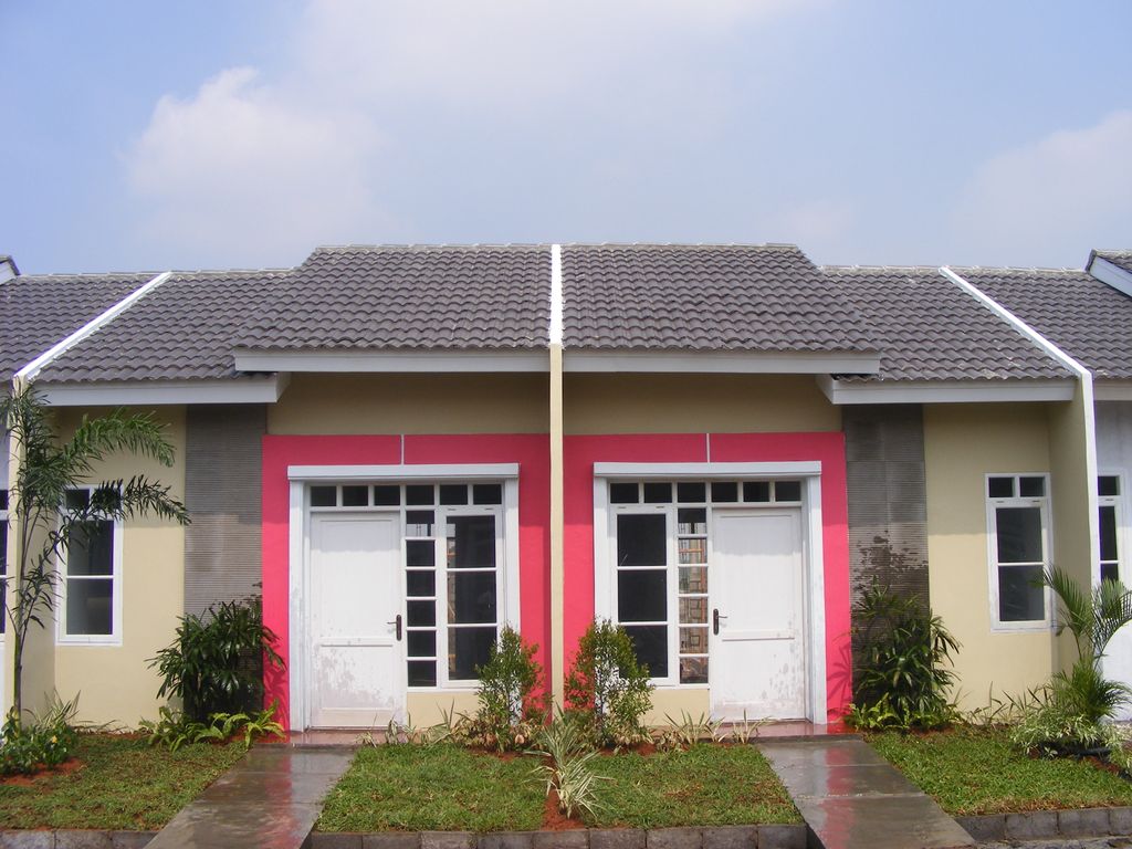 foto tampak rumah tipe 22 AZURITE 5 perumahan BEKASI TIMUR REGENSI 5C