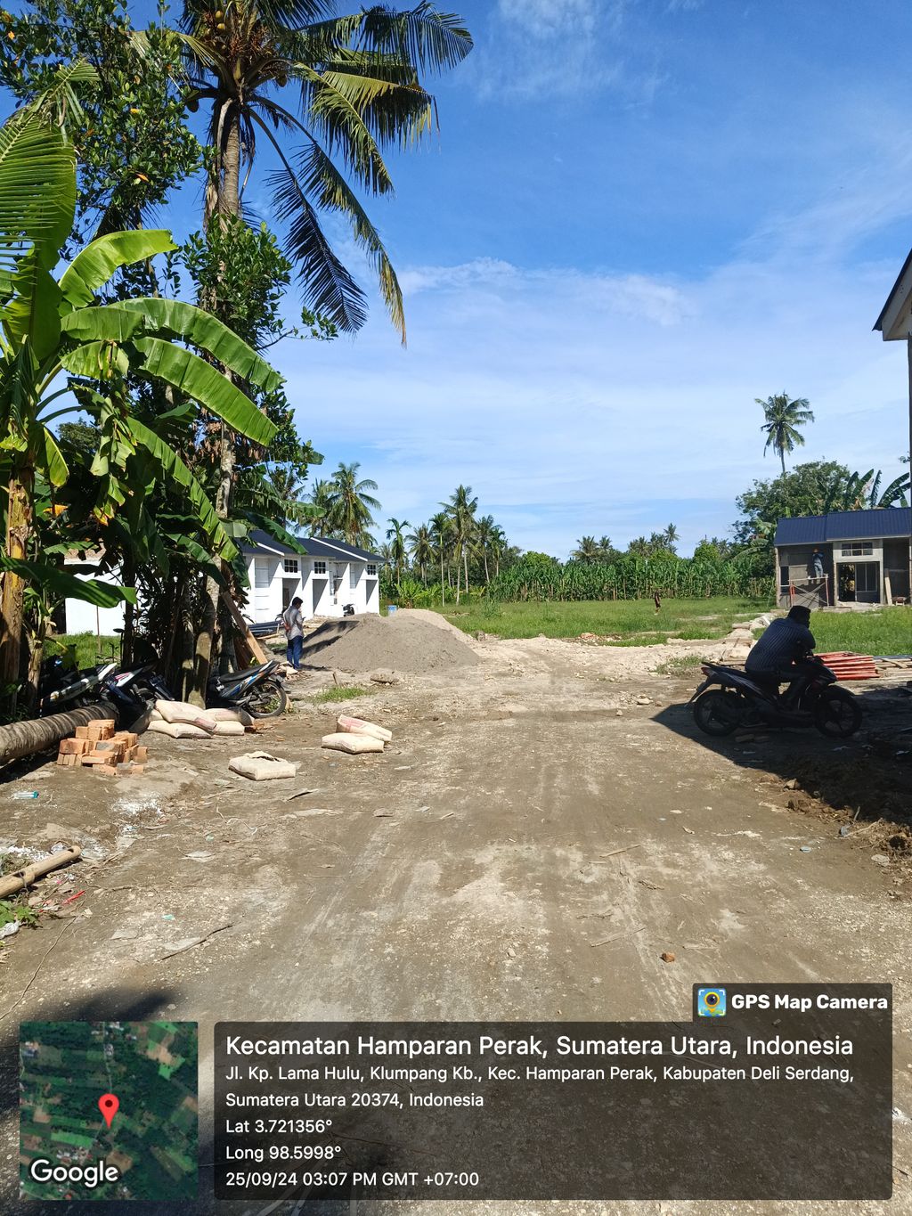 foto gerbang perumahan PURI HAMPARAN PERAK
