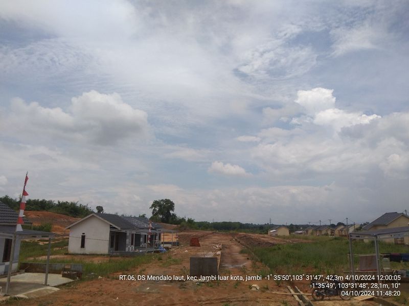 foto posisi tengah perumahan REZEKI BERSAM ALAND