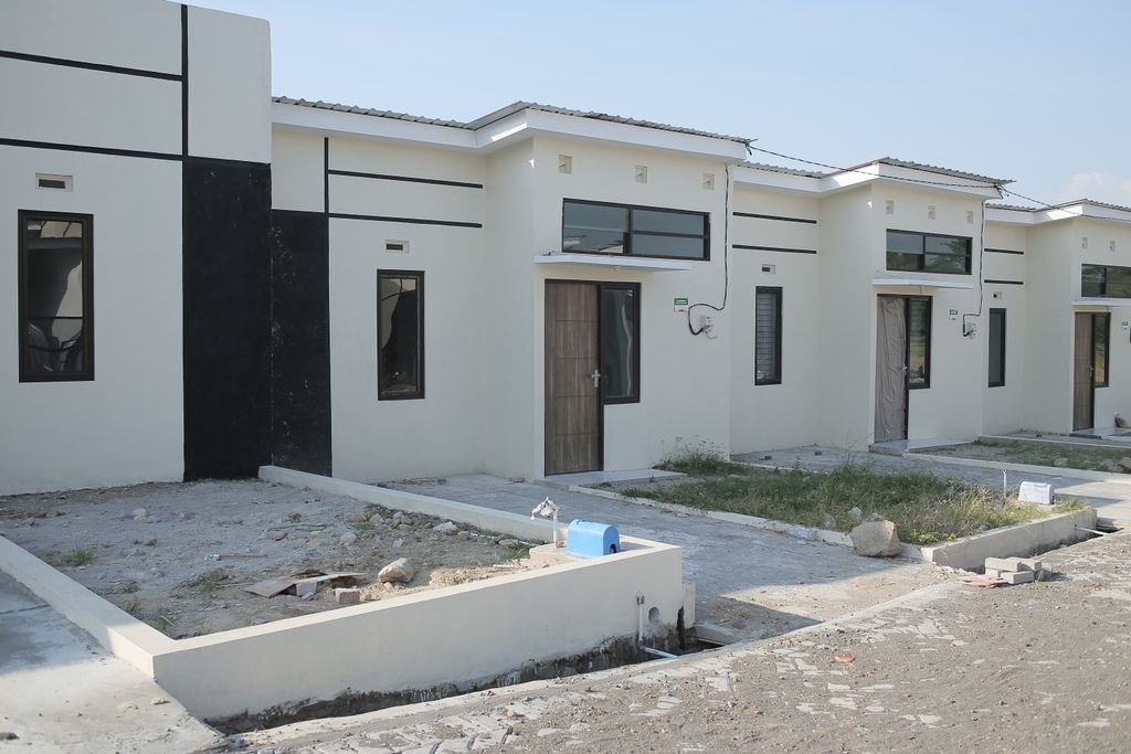 foto tampak rumah tipe 25/84 perumahan Jeruksawit Regency