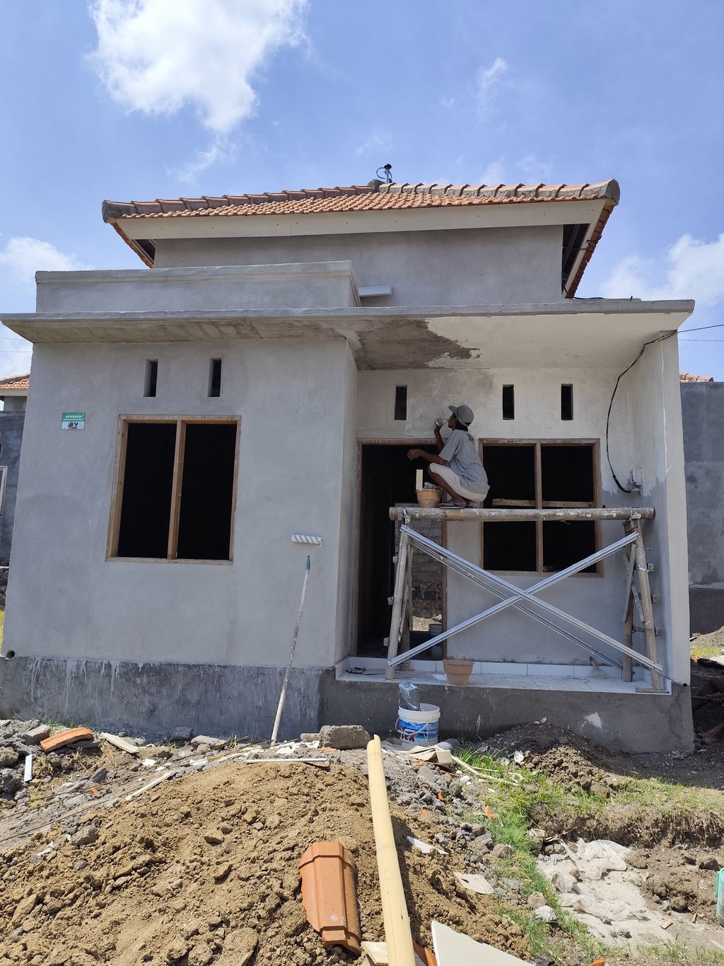 foto tampak rumah tipe 30/100 perumahan GRAHA JINENGDALEM