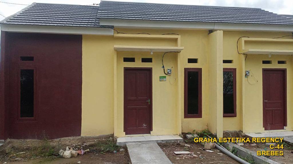 foto tampak rumah tipe SUBSIDI 2024 perumahan GRAHA ESTETIKA REGENCY 