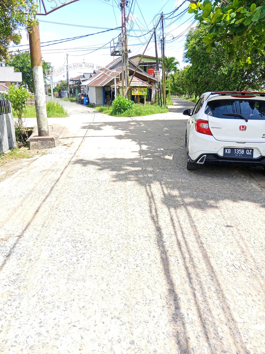 foto gerbang perumahan DAMAI INDAH 1