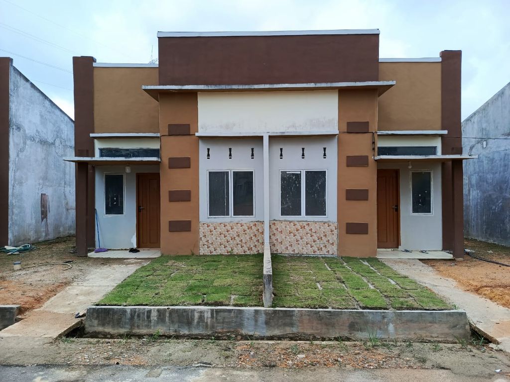 foto tampak rumah tipe Blok F New perumahan Perumnas Baru Bumi Tanjung Permai 2