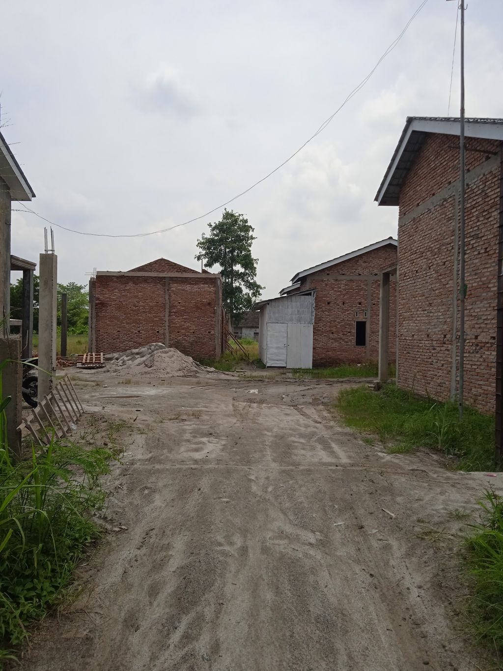 foto gerbang perumahan SHA PERMAI 5
