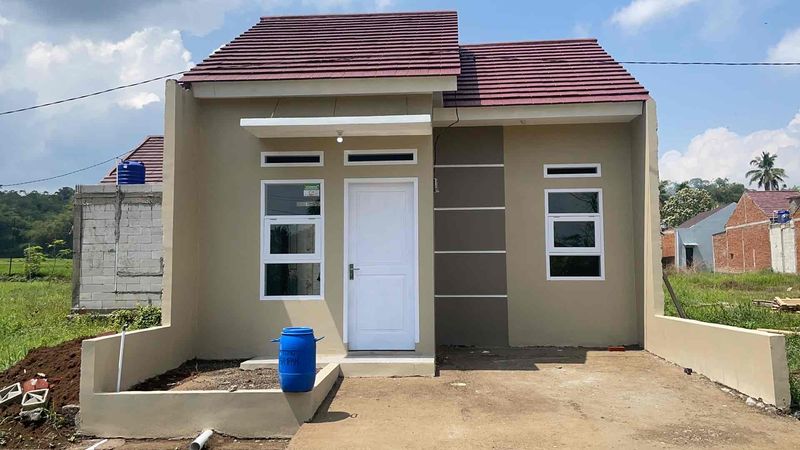foto contoh rumah perumahan Graha Garuda Mas Pagaden